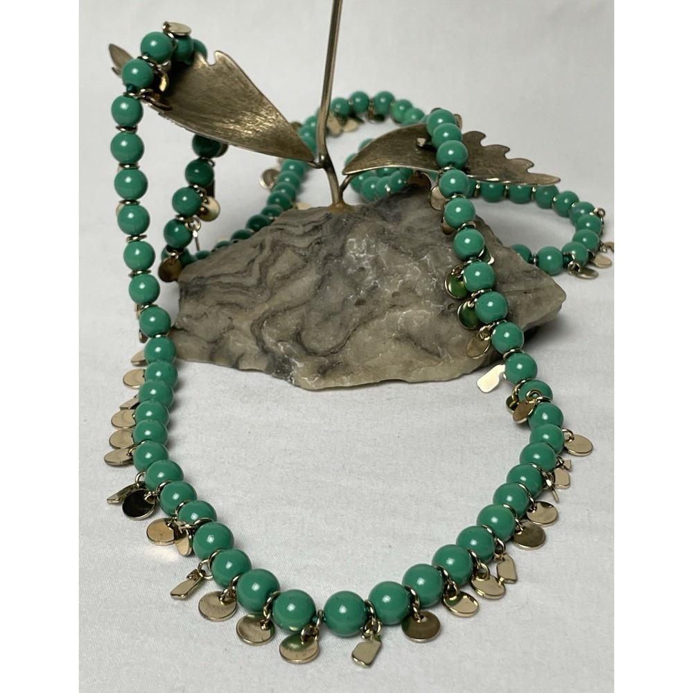 Y2K Vineyard Vine Beaded Necklace 36" Green Acrylic Gold Whale Logo Coin Dangles